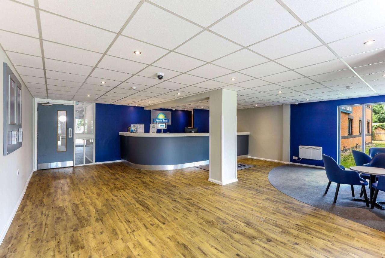 Days Inn Warwick Northbound M40 Ashorne Bagian luar foto