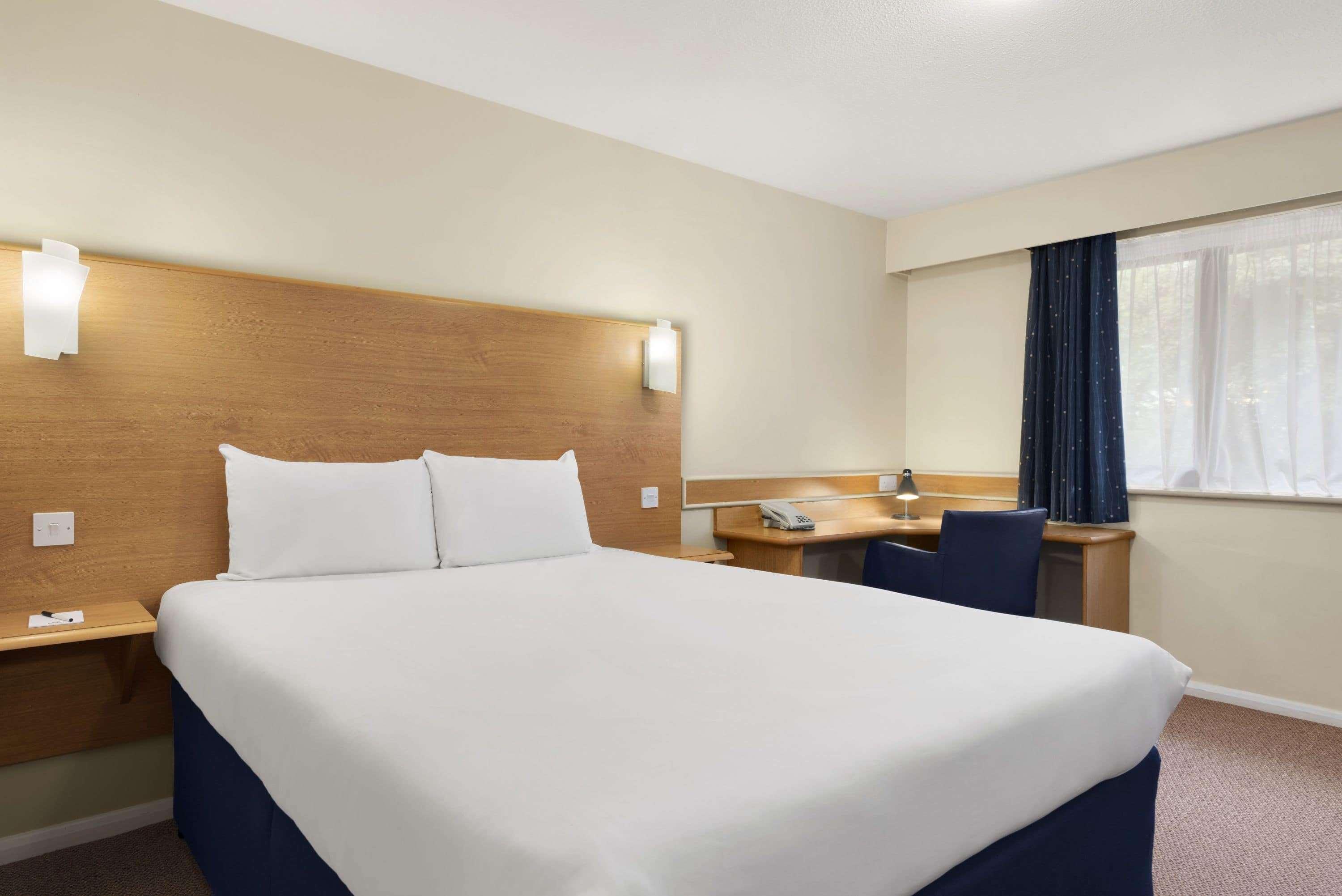 Days Inn Warwick Northbound M40 Ashorne Bagian luar foto