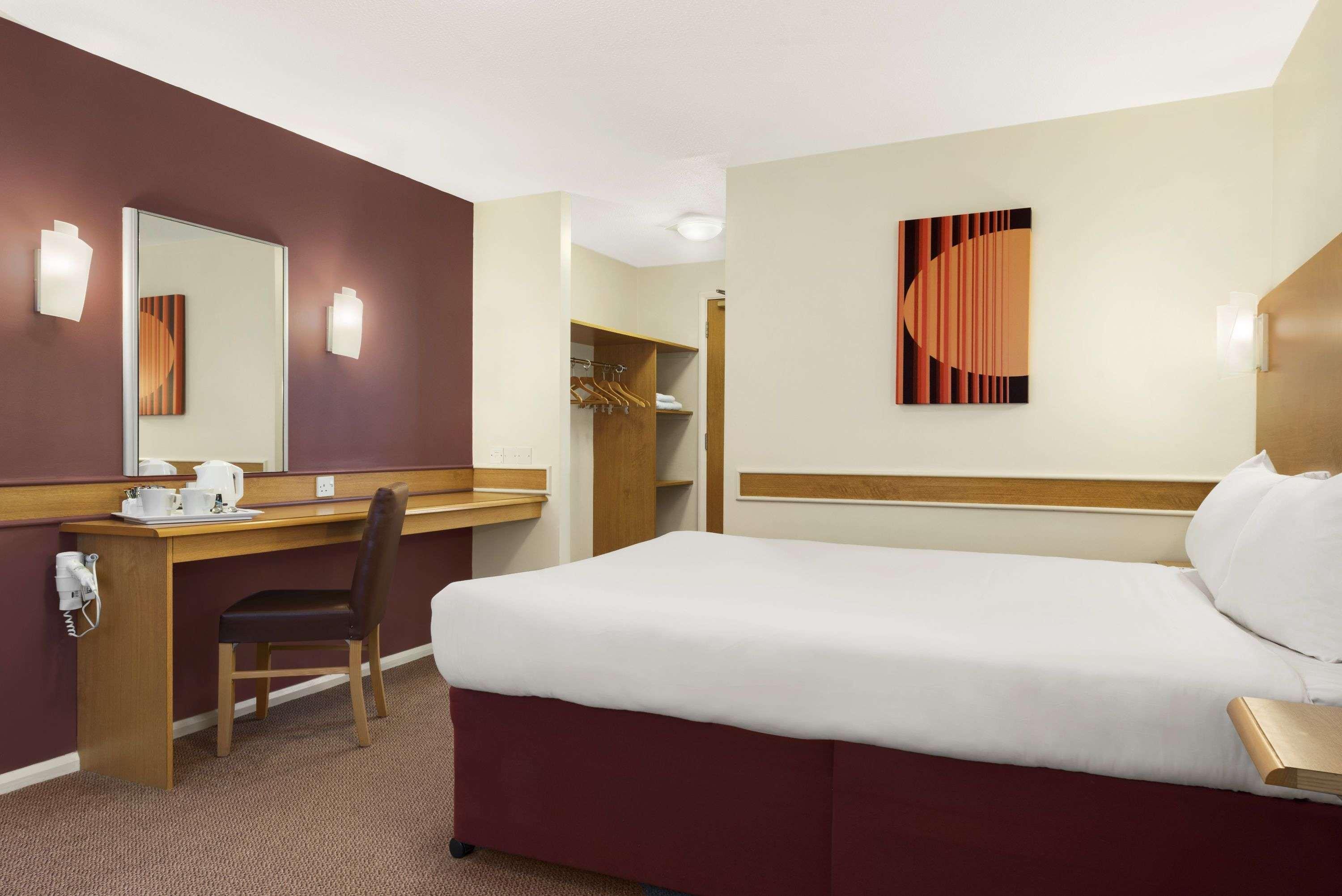 Days Inn Warwick Northbound M40 Ashorne Bagian luar foto