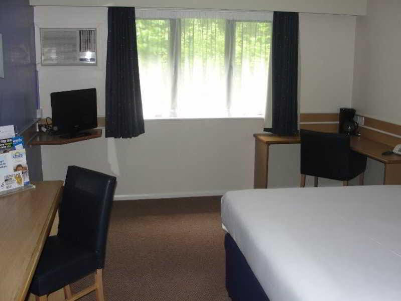 Days Inn Warwick Northbound M40 Ashorne Bagian luar foto